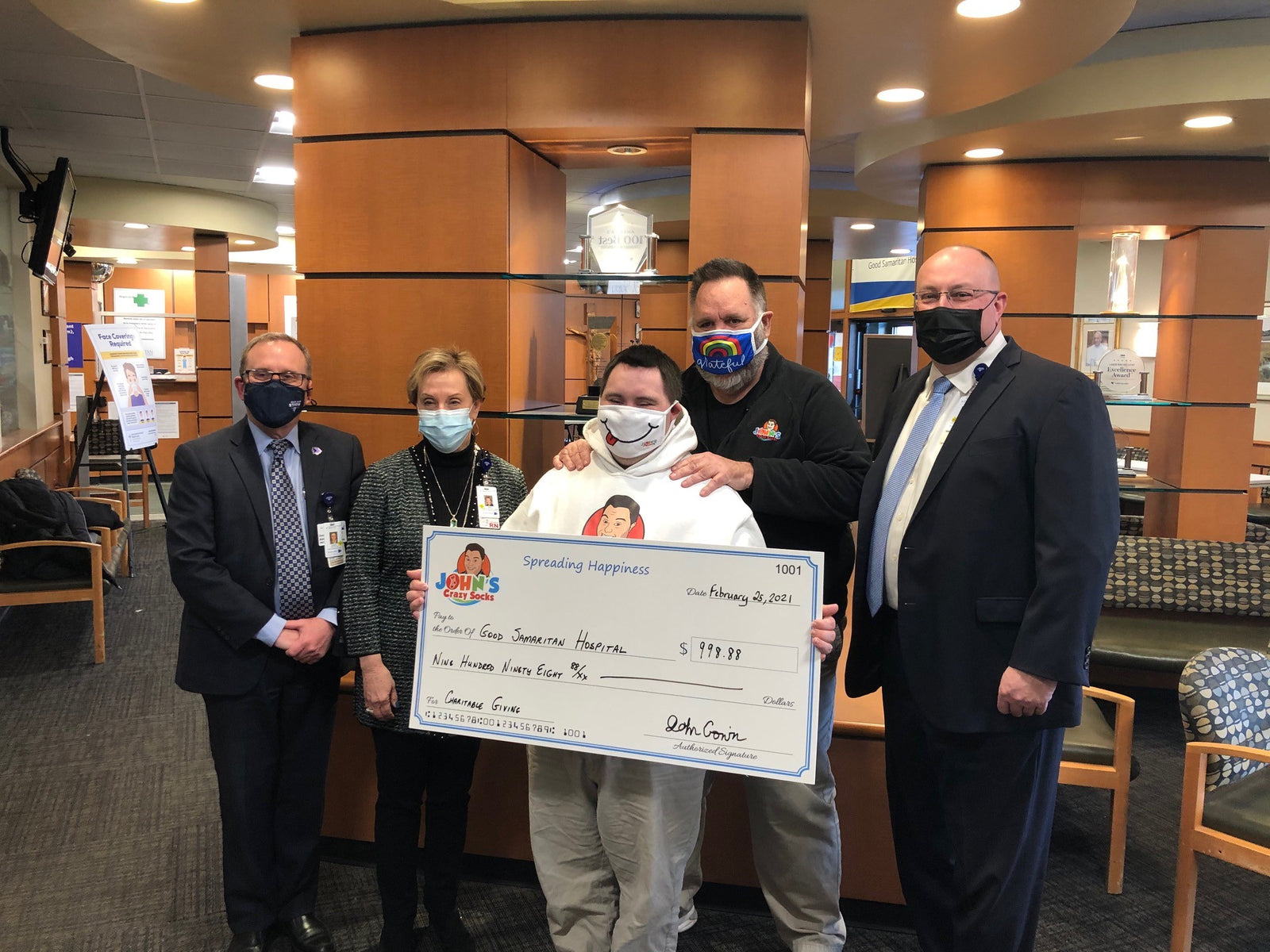 John’s Crazy Socks Donates $1,000 for Covid-19 Frontline Workers at Good Samaritan Hospital