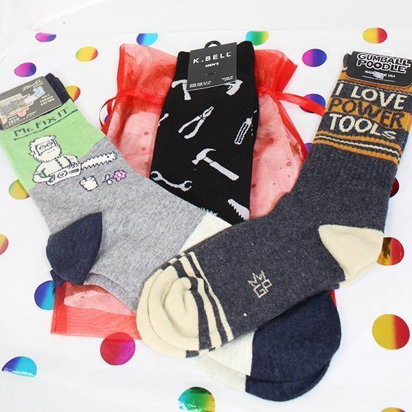 Last Minute Father’s Day Gifts Bag and Boxes of Socks