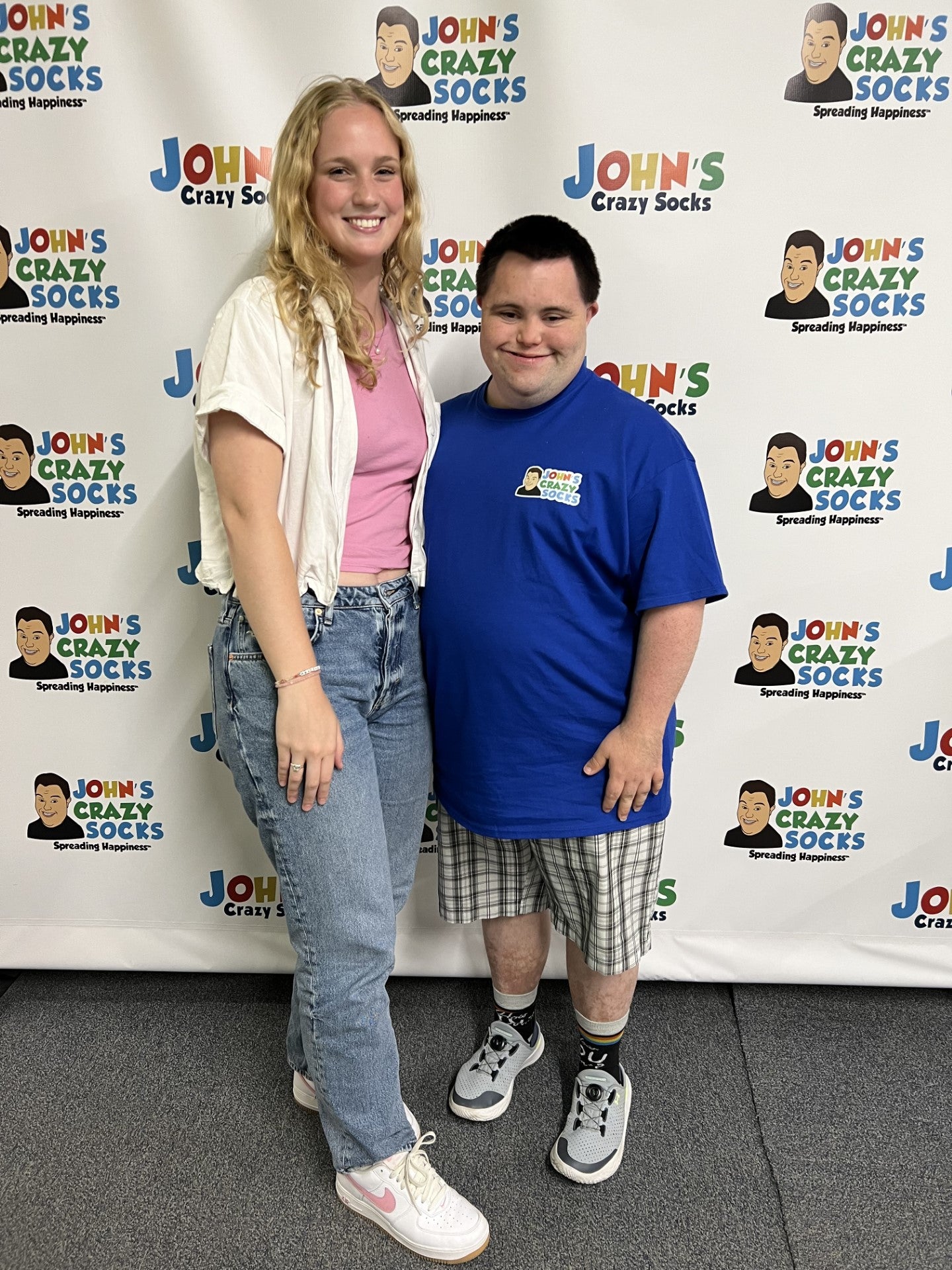 John’s Crazy Socks Welcomes Student Visitor from the College of the Holy Cross