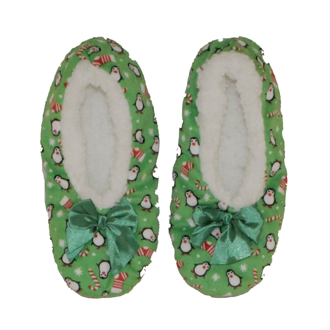 Cuddly Winter Penguin Fuzzy Sherpa Slipper Socks Green / Small